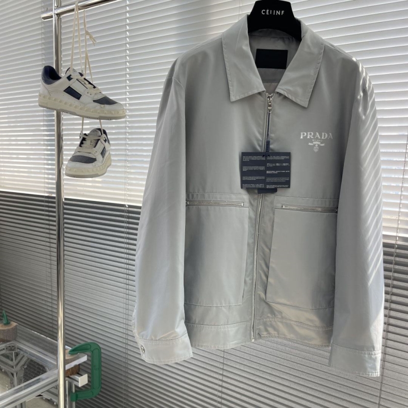Pra*a outwear